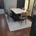 الجيزه شارع كليه الزراعه عماره ١٢